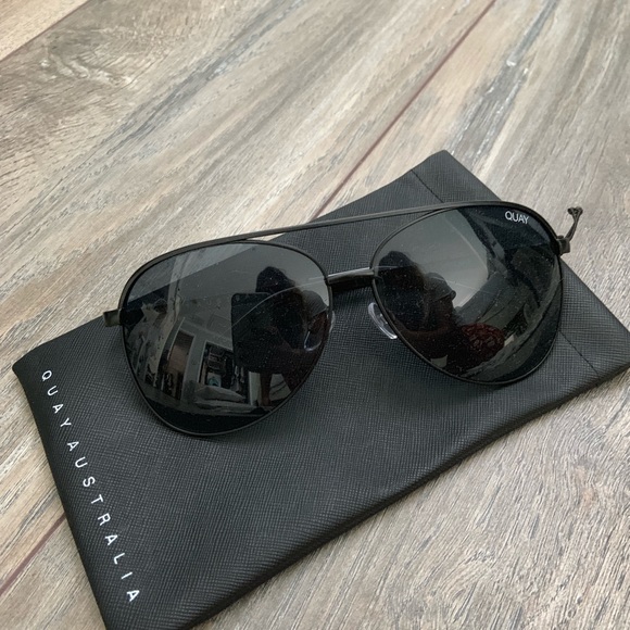 Quay Australia Sunglasses - Picture 2 of 2